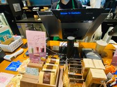 -星巴克(重庆火车北站北广场II店)
