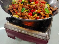 -枫林红了·长沙地标酒楼(金星路店)