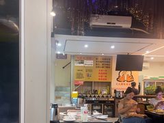 -东记炭炉·海鲜鸡煲(龙华店)