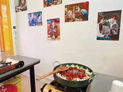 -豚妈妈汤饭·部队锅(南京东路店)