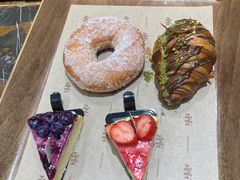 -红跑车蛋糕世界(清江路店)