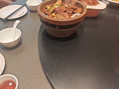 -阿瓦山寨·湘菜现炒·剁椒鱼头王(咸阳总店)