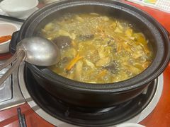 -菌之家·专业纯野生菌火锅·特色炒菌