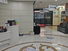 -雅悦齿科(顾村公园店)