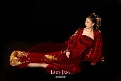 -Lady  Jane高端婚纱礼服馆