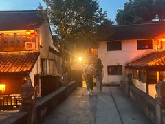 -鲁镇