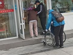 -百年尹氏汤包(湖南路狮子桥店)