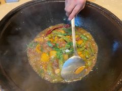 -万里闯关东铁锅炖菜馆(高新旗舰店)