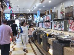 自助取餐区-芭菲盛宴·环球美食(锦城万达广场店)