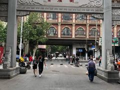 -吉庆街美食广场