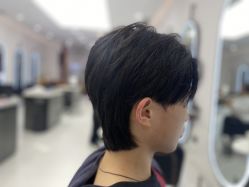 -侨治发型
