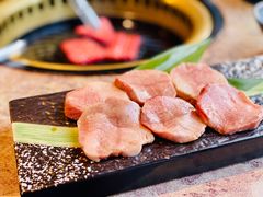 厚切牛舌-炼火烤肉店
