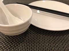 -乌兰湖畔草坪轻奢营地