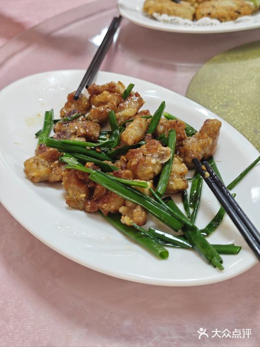 三伯饭店煎焗排骨图片