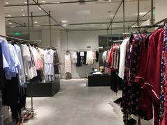 -URBAN REVIVO(欢乐海岸购物中心店)