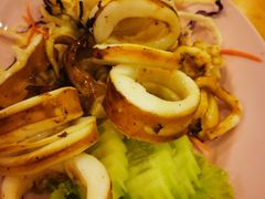 -J Daeng Seafood
