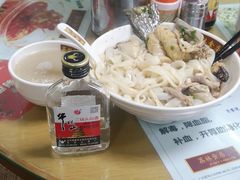 脆鲩尾台山生蚝鱼肠捞河粉-荔林食店(西华路店)