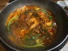 -喇喇排骨火锅·传统韩式脊骨汤(望京西园总店)