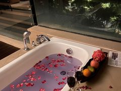 -三亚湾海居铂尔曼度假酒店