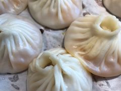 -馋三尺蟹粉小笼(人民广场店)