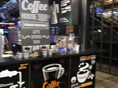 -CGV影城(滨江天街IMAX店)