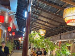 -三道苗苗鱼·美蛙黄辣丁(八里店)
