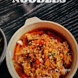 享受在沙美大楼的云南美食