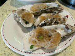 粉丝生蚝-鑫海汇海鲜烤肉火锅自助(七彩城店)