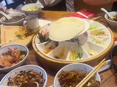 -怪噜范·老贵阳街头名小吃(鸿通城店)