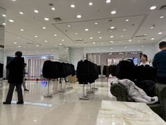 -肃宁华斯国际裘皮城
