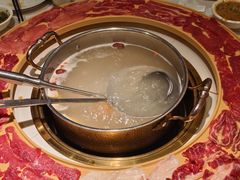 -牛人日志·鲜牛肉骨汤火锅(万科里瑧店)