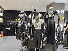 -广州壹马服装广场