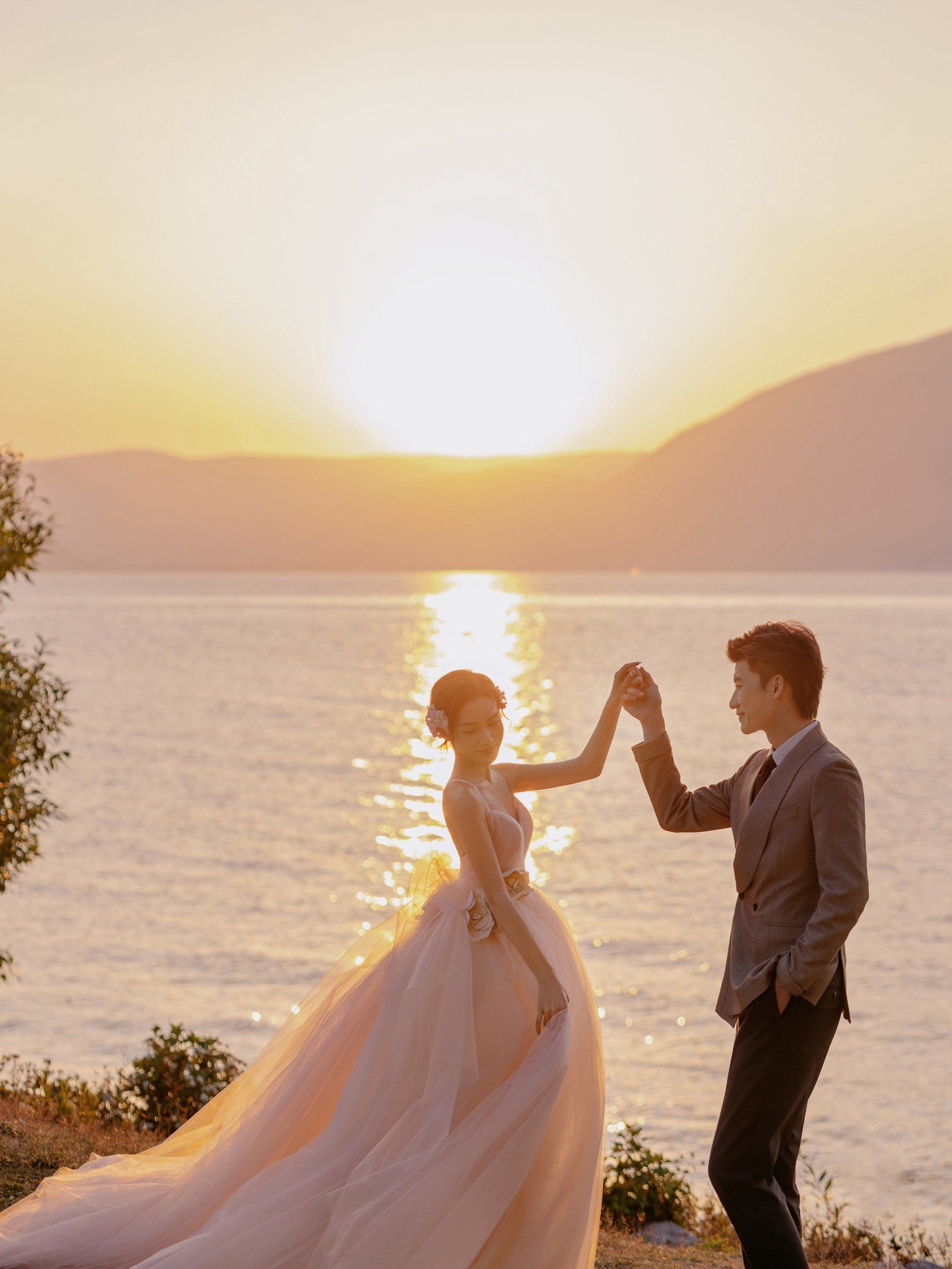 甜蜜黄昏爱情故事