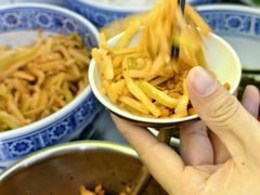 -丫丫桂林米粉(学府店)