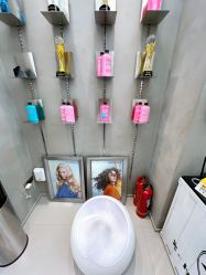 -Z.X HAIR SALON张新美业