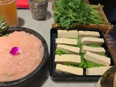 -尚尚仙·酸汤猪手·猪肚鸡火锅(华联万柳购物中心店)