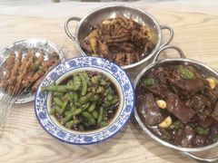 -江城燕子大排档(江汉路步行街店)