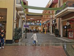 -王府井奥莱临潼小镇(临潼店)
