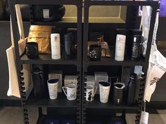 -瑞幸咖啡(新世界中心店)