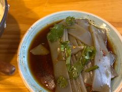 -勺子米线·云南传统小吃市集(四方街店)