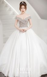 -艾米丽婚纱礼服