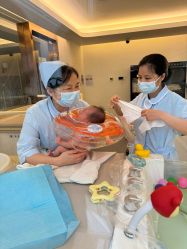 -盈月阁母婴护理中心·月子中心·月嫂育儿嫂
