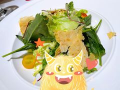 嫩菠菜配5J伊比利亚火腿沙拉-王品牛排