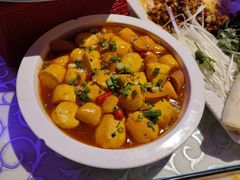 -巴特餐饮6加1音乐餐吧·新疆菜