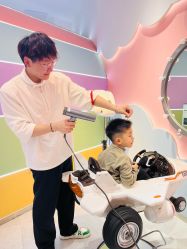 -星咔萌StarCamo儿童剪发(芳圆里IDMALL品牌形象店)