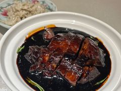 招牌焦糖黑叉烧-维园悦谱·海派家常菜(乌鲁木齐南路店)