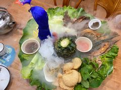 -沐毫傣泐云南菜孔雀宴•手抓饭傣味烧烤(曼听公园店)