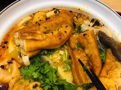 -小蛮椒麻辣烫·麻辣拌(青浦宝龙店)