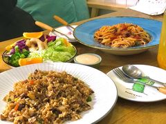 -Rabbit Cafe私房西餐甜点咖啡(栖霞路店)