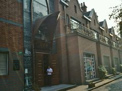 -钟书阁(松江泰晤士小镇店)